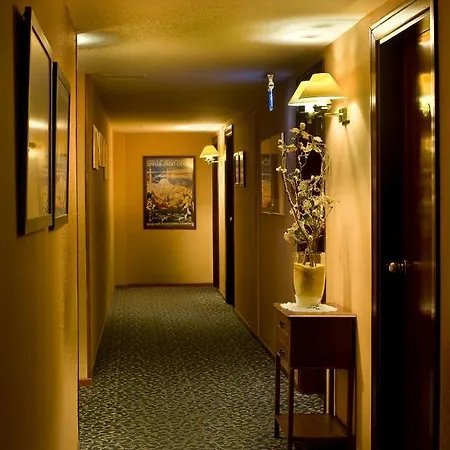 La Maison 호텔 3*